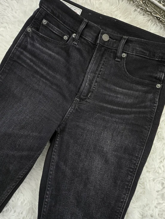 Gap High Rise Vintage Slim Jeans. ColorWashed Black. Size 27. - Picture 4 of 10